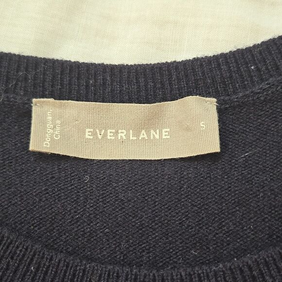 Everlane Cashmere blend sweater size Small Navy Quiet Luxury - Picture 6 of 7